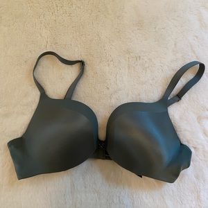 Victoria’s Secret Push-up Bra - size 34A. Olive Green color, in great condition